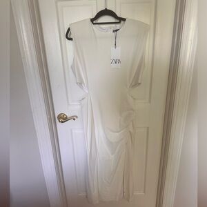 Zara White dress NWT SZL